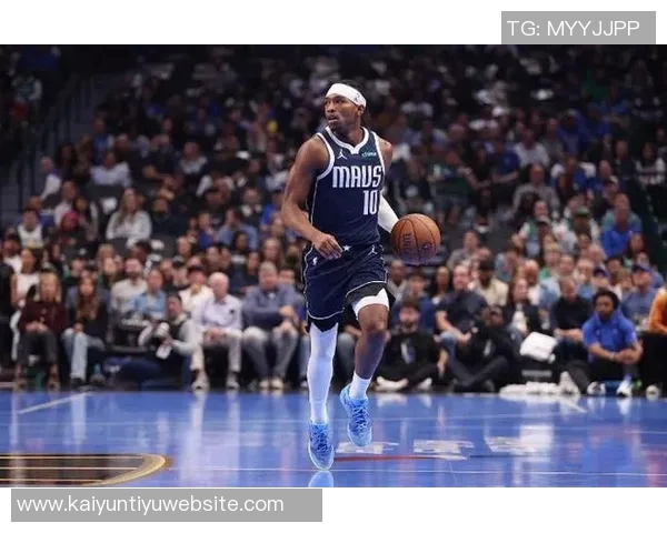 克莱赞布兰登威廉姆斯勤奋拼搏展现无限潜力与前途 克莱赞布兰登威廉姆斯勤奋拼搏展现无限潜力与前途