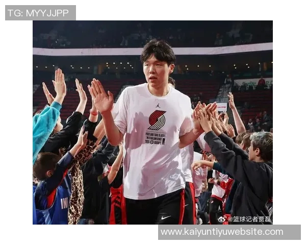 杨瀚森在比赛中表现出色罗威伤愈前他将迎来更多出场机会 杨瀚森在比赛中表现出色罗威伤愈前他将迎来更多出场机会