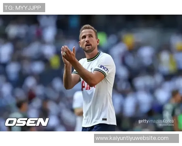 姆伯莫社交媒体分享庆祝照表达平局失望但仍为扳平比分感到欣慰 姆伯莫社交媒体分享庆祝照表达平局失望但仍为扳平比分感到欣慰