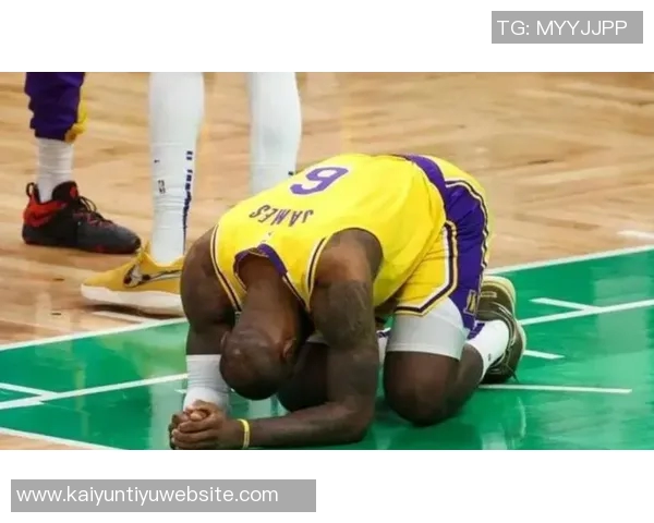 詹姆斯昨战未获罚球机会三四次明显犯规未被裁判判罚引发争议