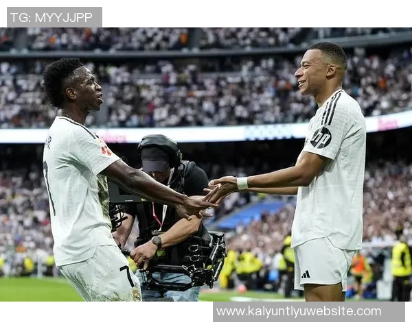 姆巴佩荣获欧洲金靴感恩队友与球迷期待与皇马共赢更多冠军