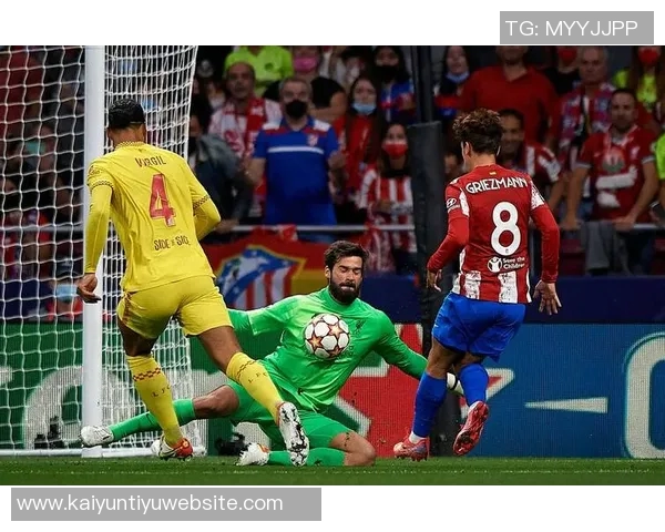 国家德比再掀波澜球迷热议赛场内外的精彩纷呈