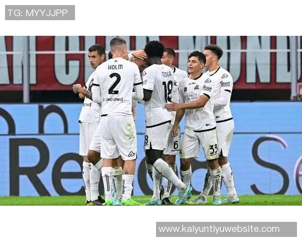 苏莱禁区前精彩兜射破门助罗马首开纪录1-0领先对手